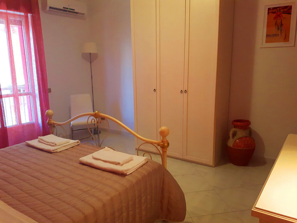 Oleaster - Rooms & Apartments Bolognetta Eksteriør billede