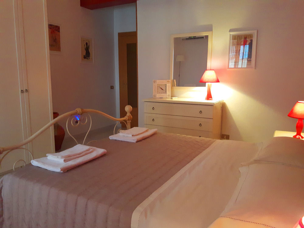 Oleaster - Rooms & Apartments Bolognetta Eksteriør billede